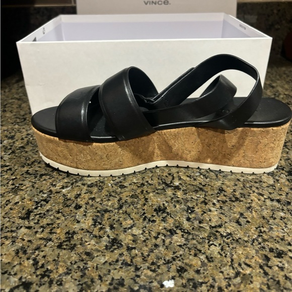 Vince Black Leather Platform Sandals NEW - Picture 5 of 8